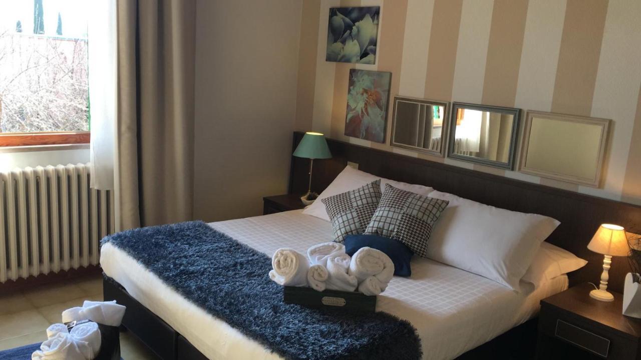 Il Giuggiolo Apartment Монталчино Екстериор снимка